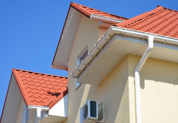 Cost of Fascia Cleaning in Menomonee Falls