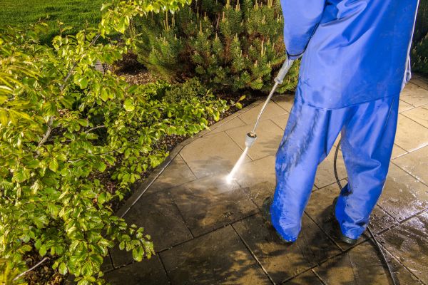 Cost of Hardscape Cleaning in Menomonee Falls