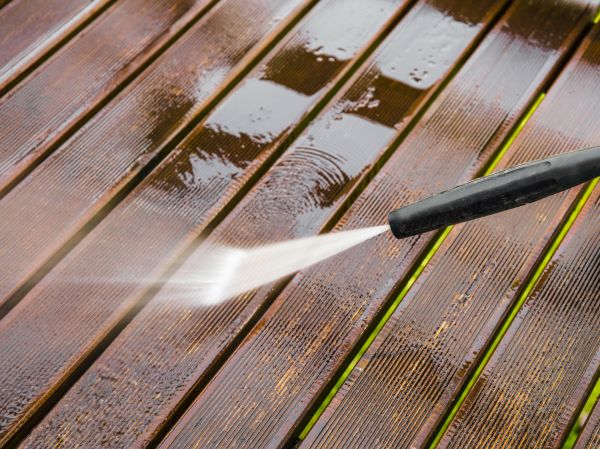 Cost of Balcony Cleaning in Menomonee Falls