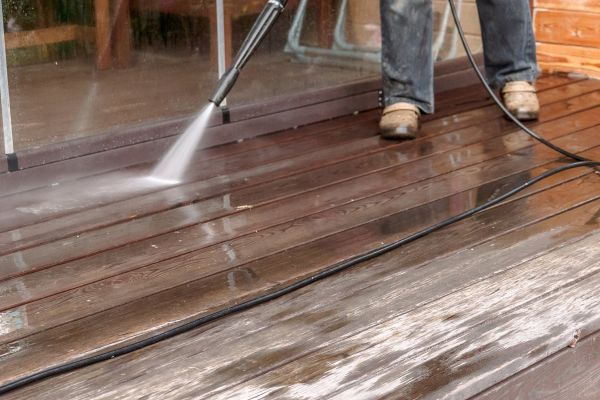 Cost of Pool Deck Power Washing in Menomonee Falls