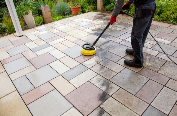 Cost of Patio Washing in Menomonee Falls