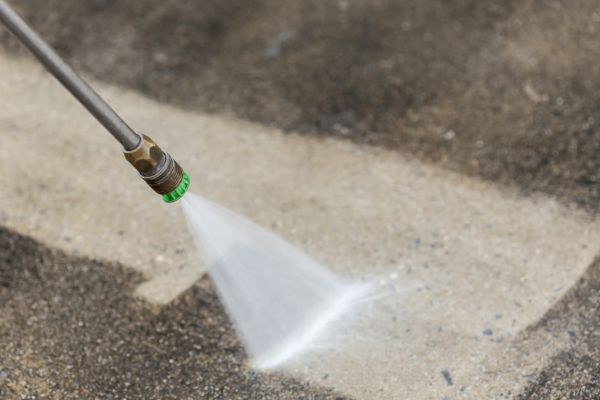 Cost of Concrete Patio Cleaning in Menomonee Falls