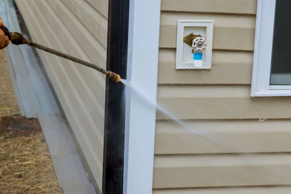Cost of Vinyl Siding Cleaning in Menomonee Falls